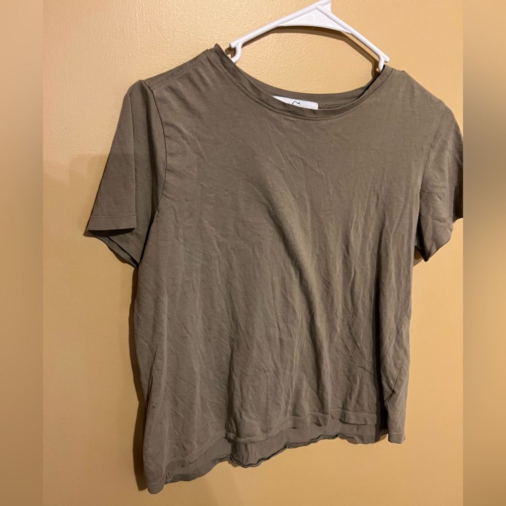 Carly jean medium brown tee